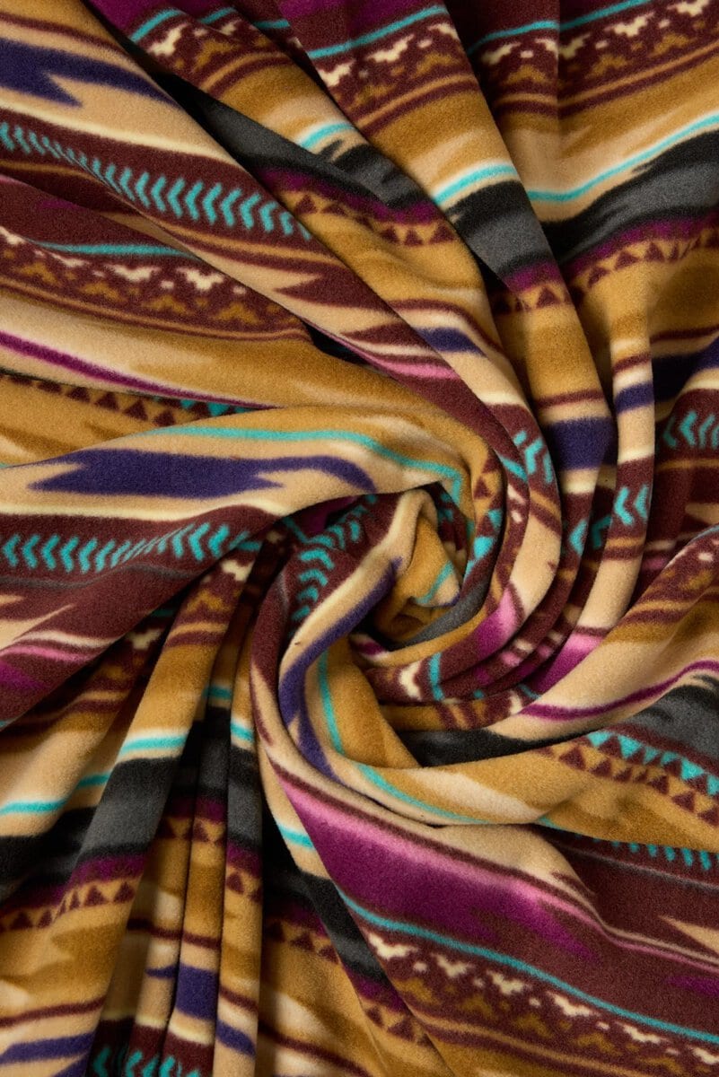 Horizon WinterFleece in Plum - Image 6