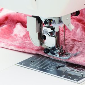 JUKI DX-3000QVP Sayaka Computerized Quilting and Sewing Machine - Image 9