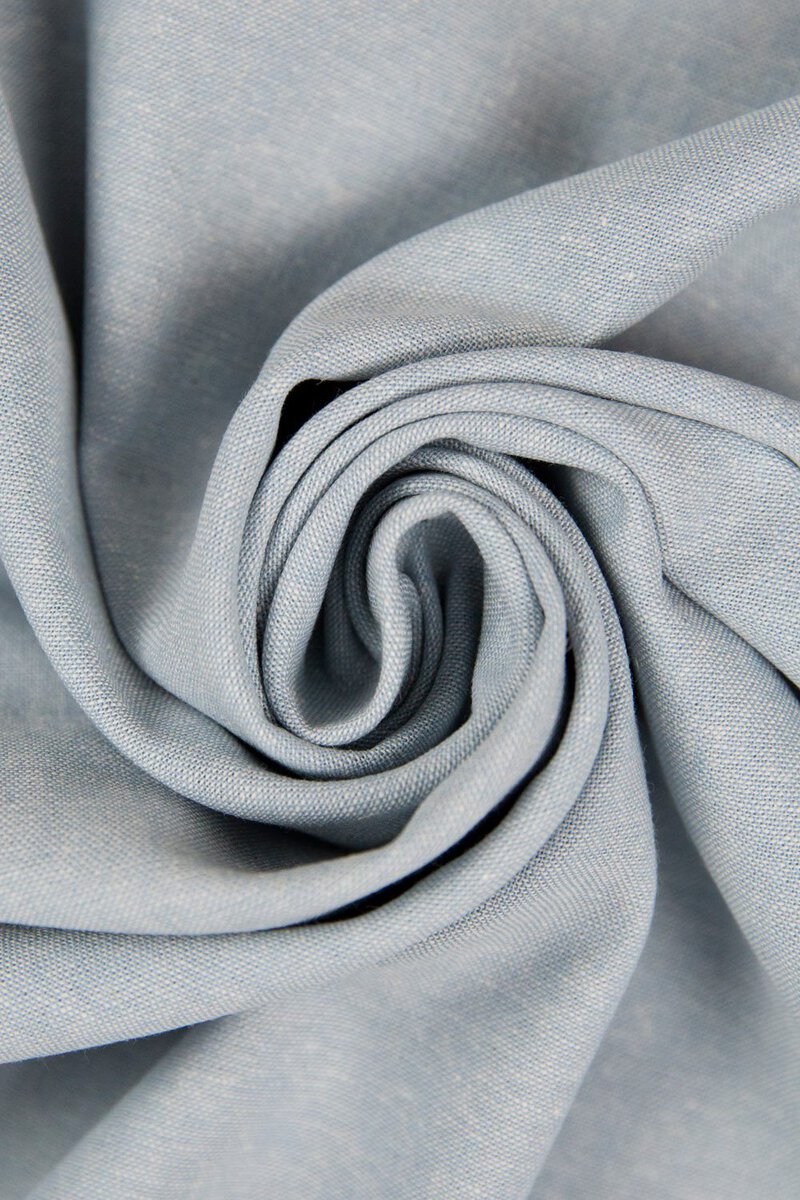 Essex Yarn-Dyed Linen in Chambray - Image 2