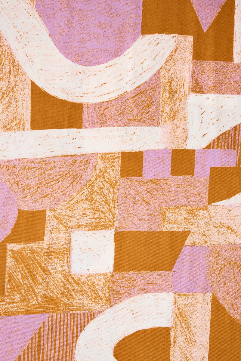 Lightweight Cotton Twill in Golden Abstraction - Image 3