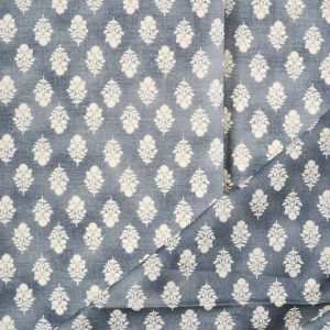 Flownny Calico Cotton Lawn in Natural/Charcoal