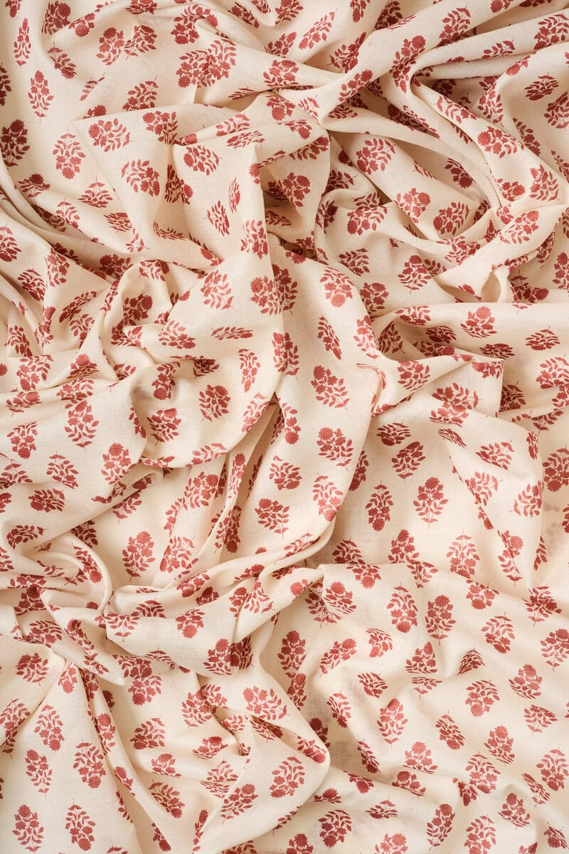 Flownny Calico Cotton Lawn in Red/Natural - Image 4