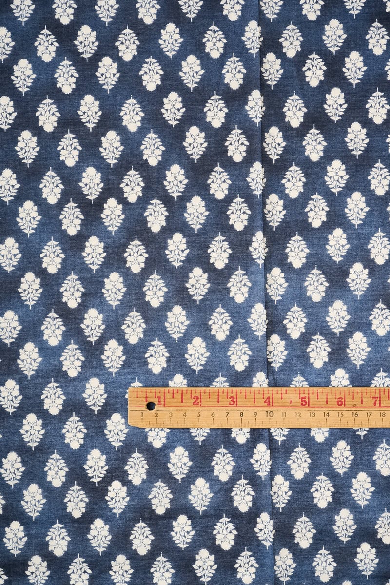 Flownny Calico Cotton Lawn in Natural/Navy - Image 2