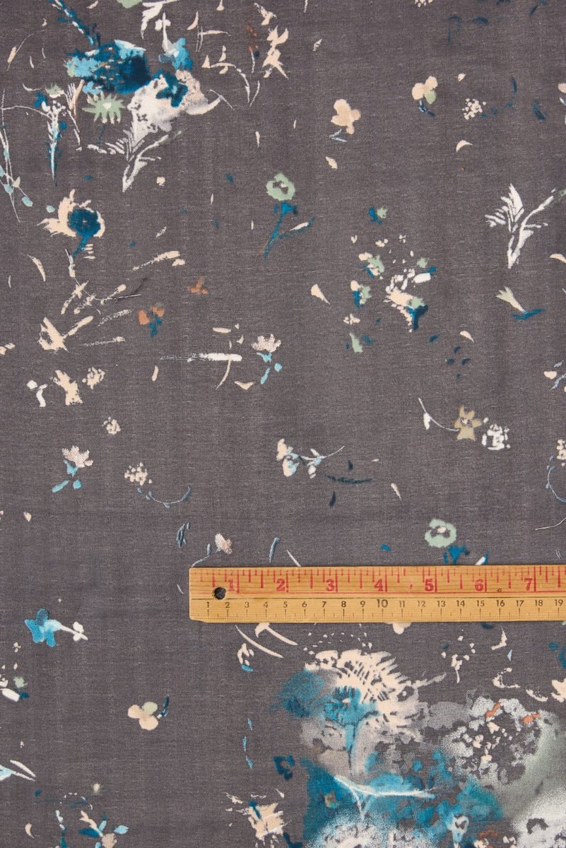 Nani IRO Double Gauze in Charcoal Floral - Image 2