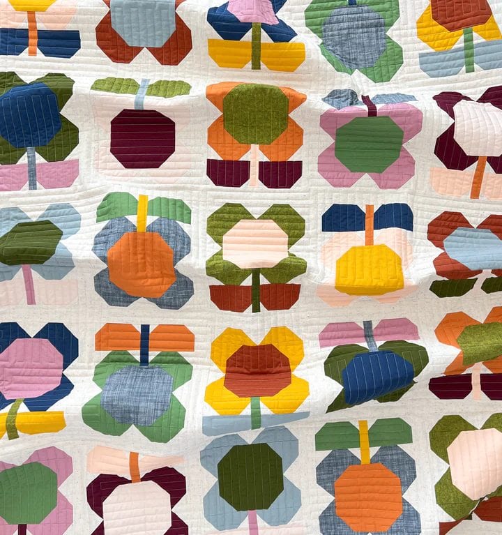 Pen + Paper Patterns - Folk Blooms Quilt Pattern - Image 4