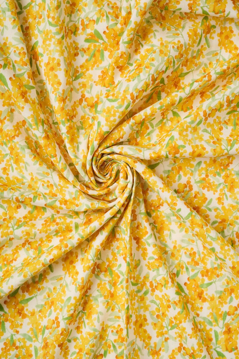 One Flower Double Gauze in White - Image 4